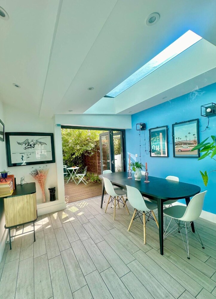 Townhouse by Notting Hill - Sleeps5/petsok/tv/wifi