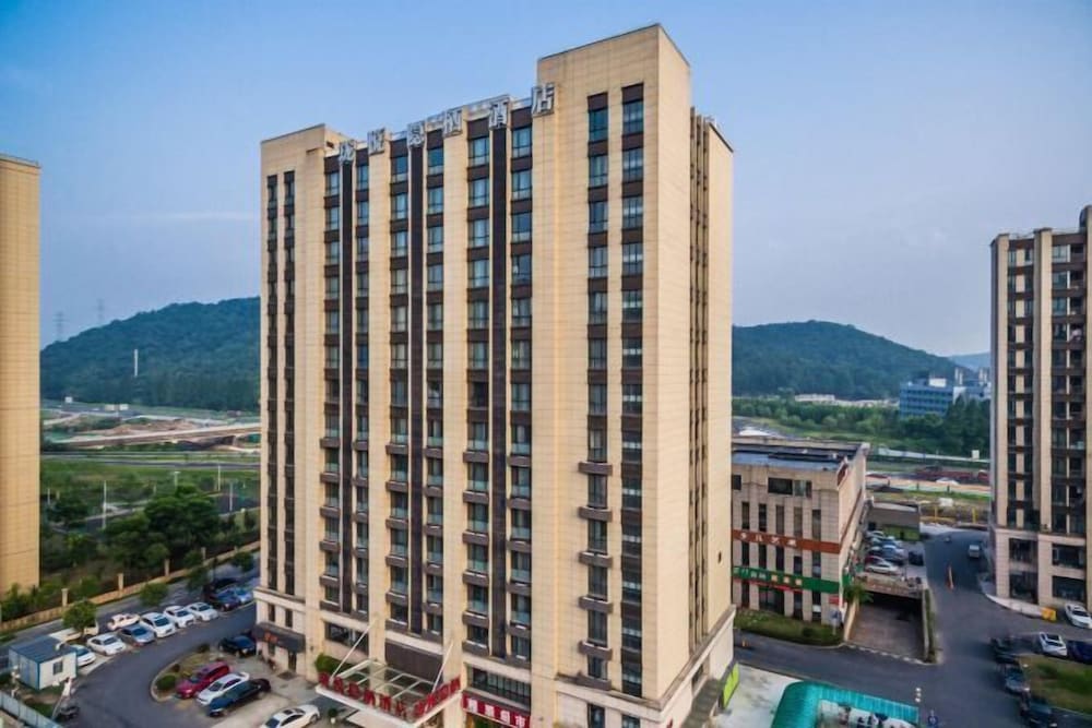 Days Inn by Wyndham Hangzhou Zhuantang