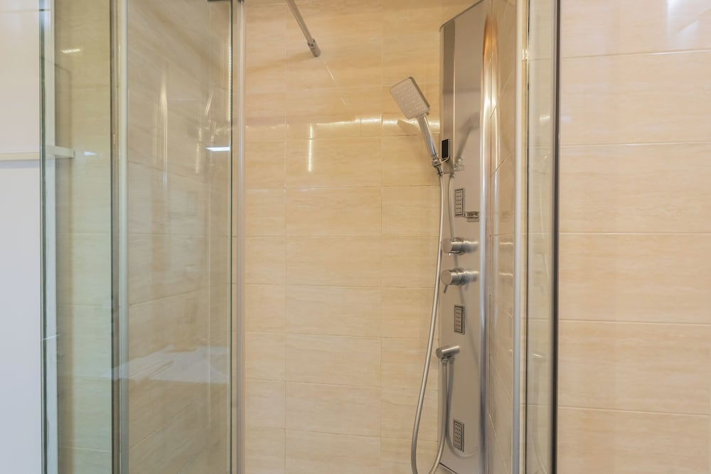 Domus in Como by Rent all Como