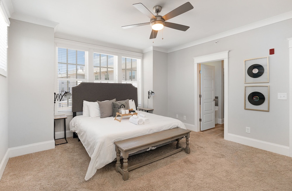 Belwood Manor-across From Parthenon-5 Min Broadway