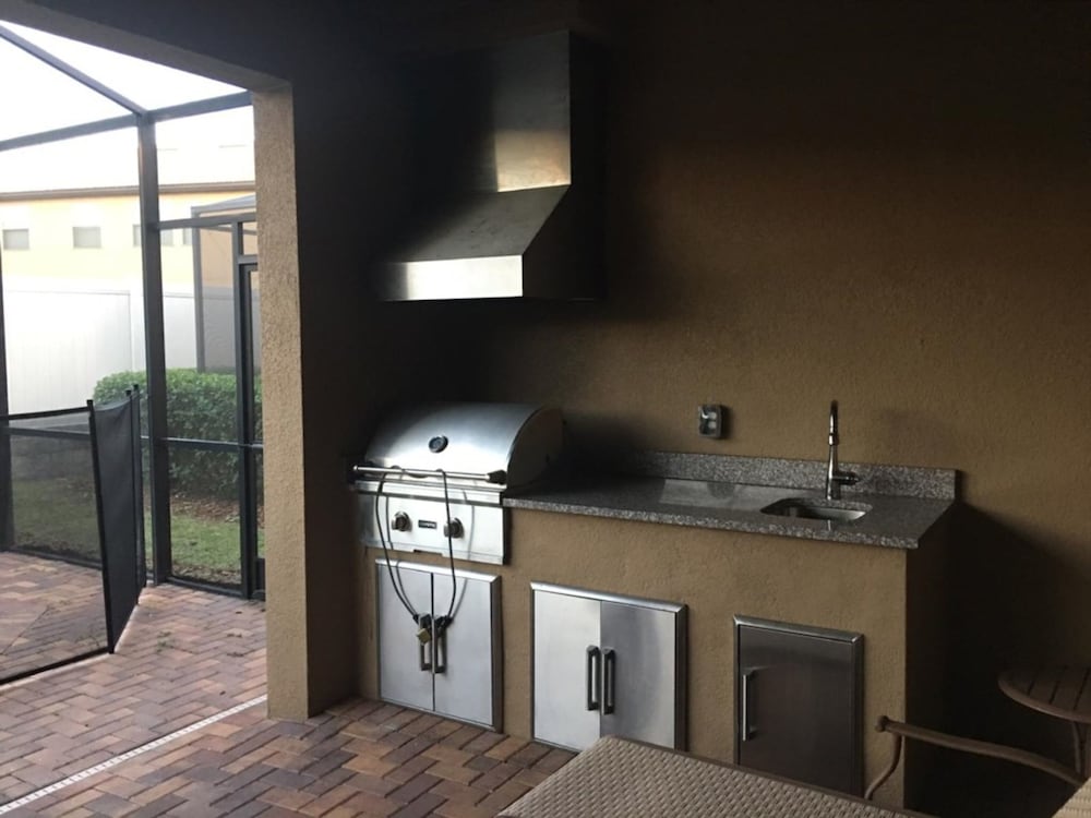 Windsor at Westside 2129 - Image 3