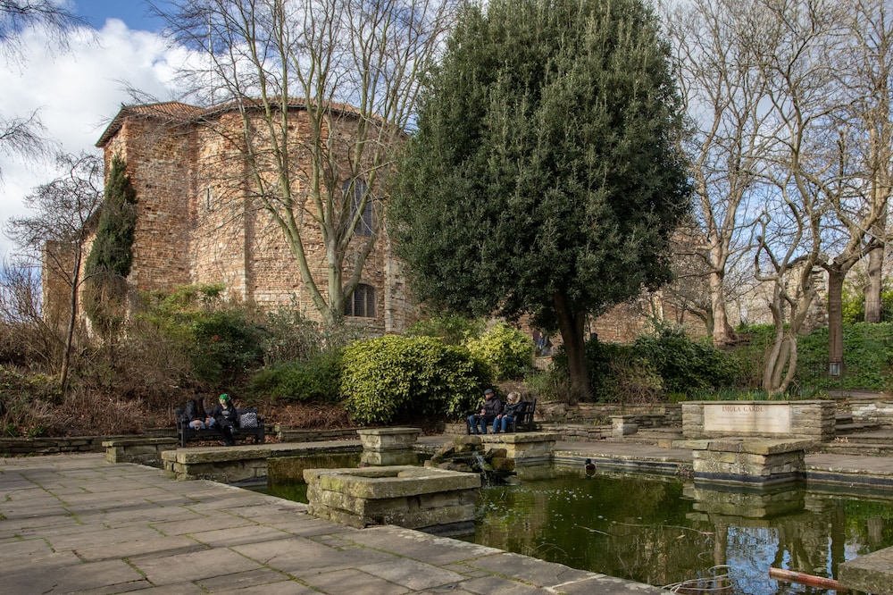 Photo 20