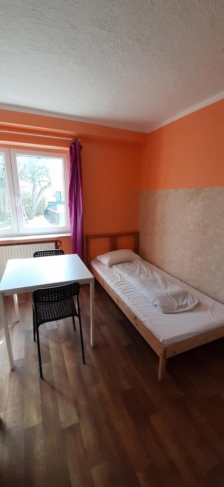2-Rent Group Hostel Apartments EVE74