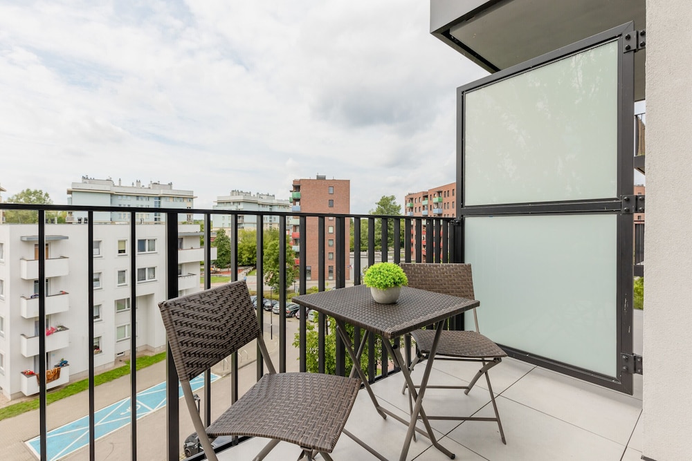 Modern Apartment Praga by Renters view 3
