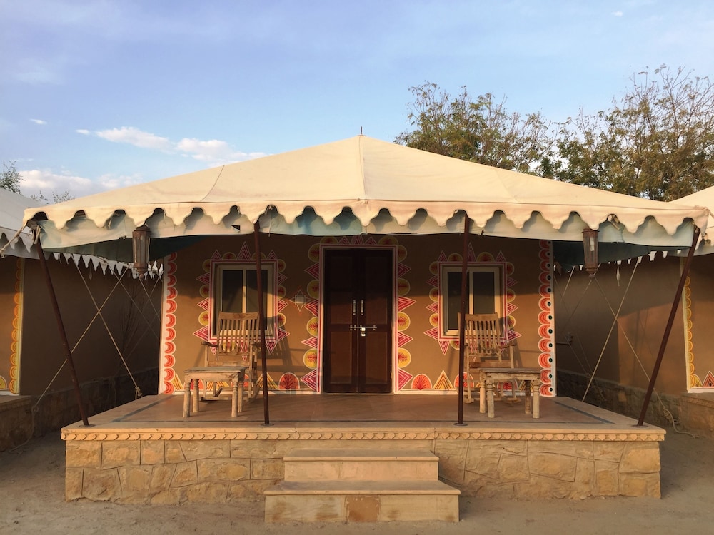 Desert Glamping