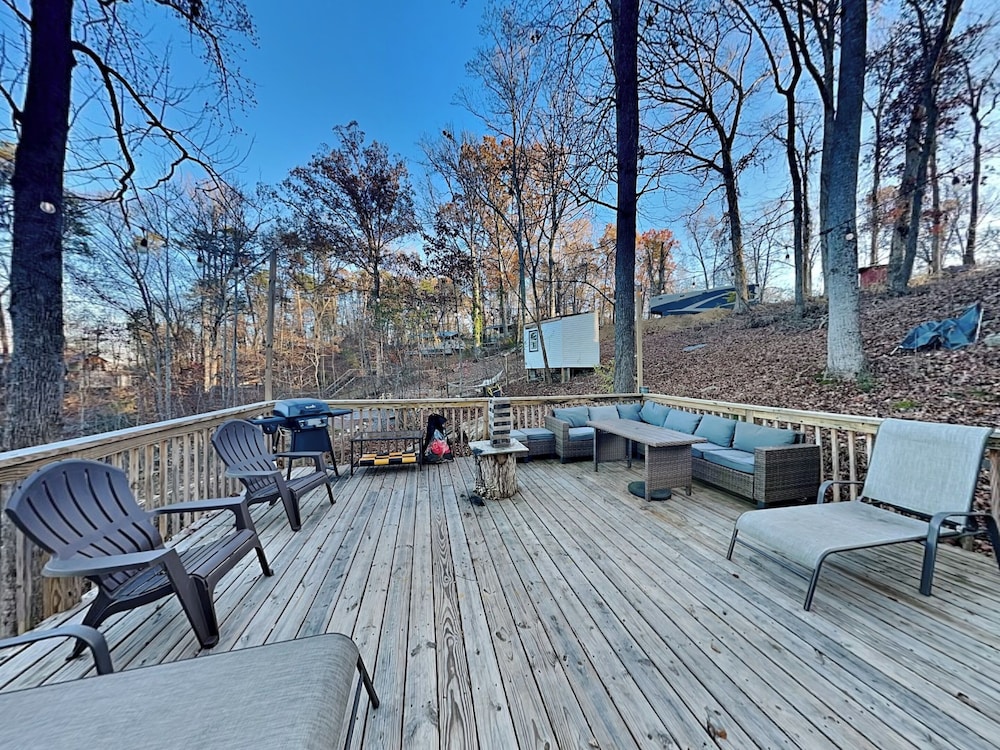 Emerald Cove by Jackson Mountain Rentals