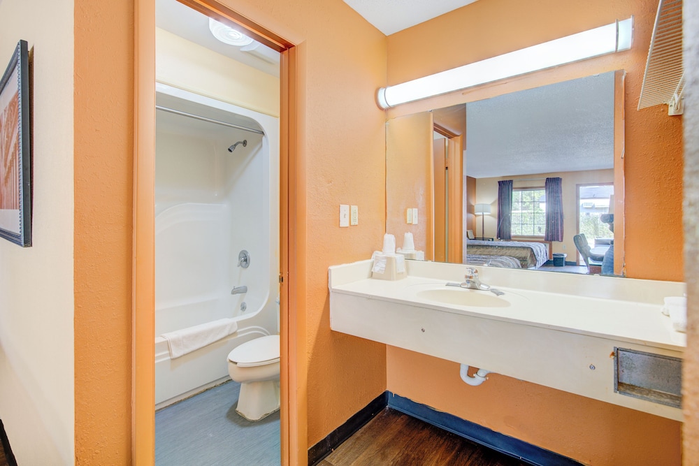 Hotel O Deluxe Inn Kingstree Sc Hwy 52