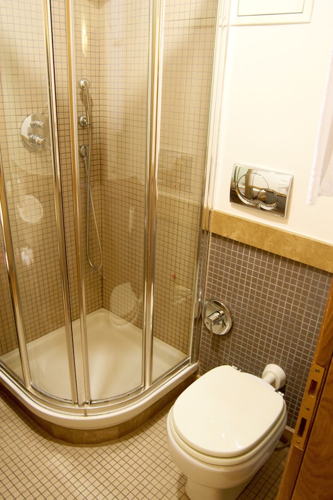 Domus Cavour Guest house