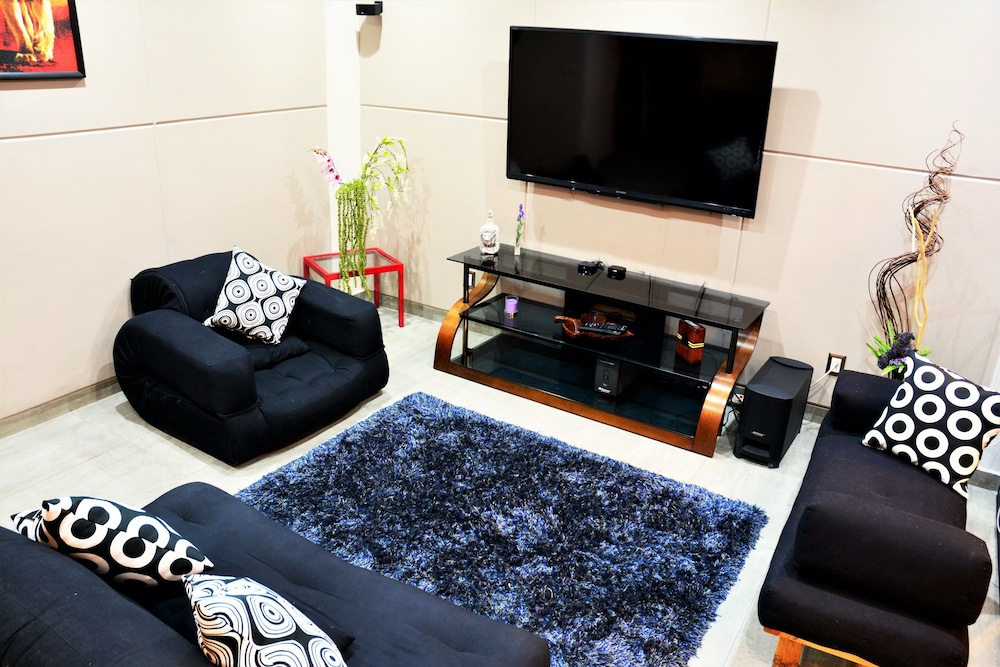 Shunya Apartment photo 4