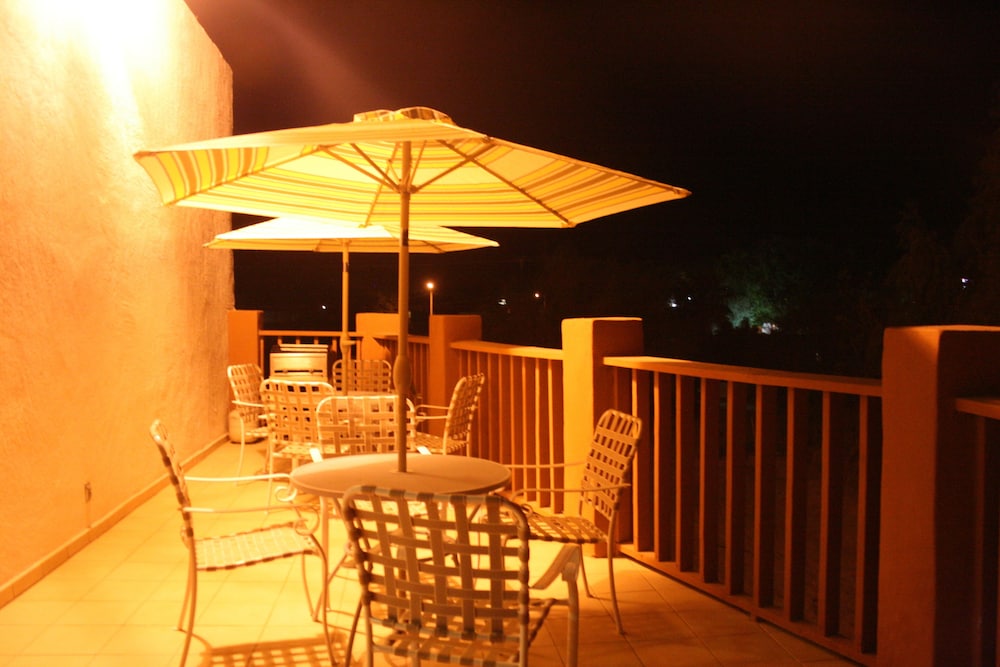 Hotel Villas Del Sol - Image 1