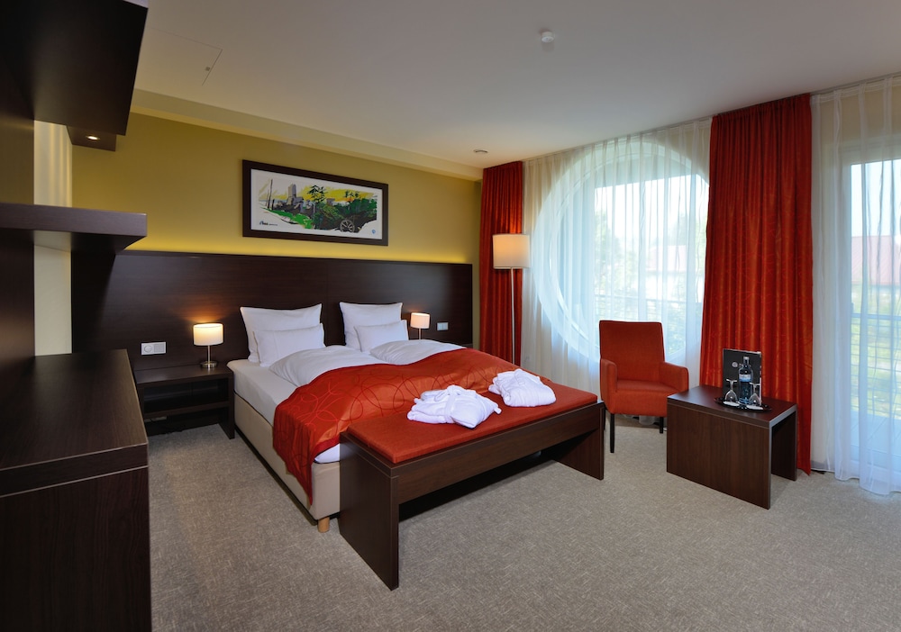 Berlin Vacations - ARIBO Hotel Erbendorf - Property Image 49