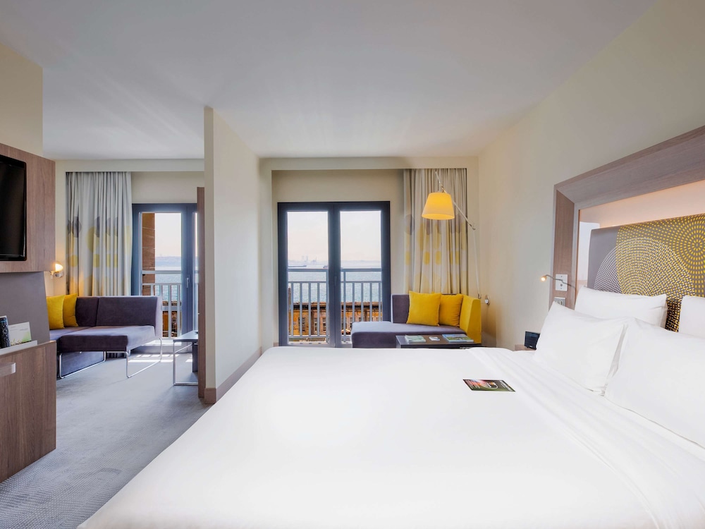 Novotel İstanbul Boğazı - Image 8