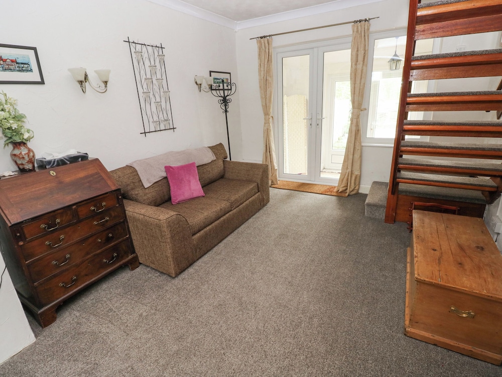 Ewenny Cottage