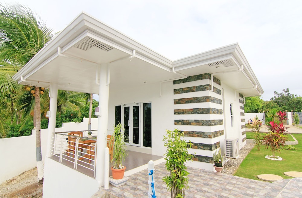 J&R Residence