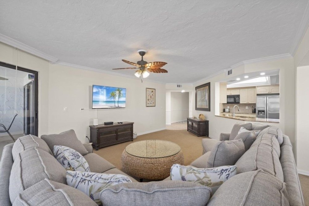 Pointe Santo A24 3 Bedroom Condo
