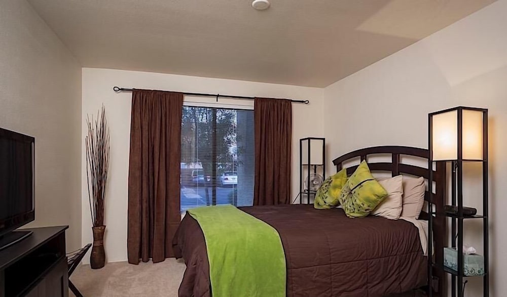 Good Day Sunshine By Signature Vacation Rentals