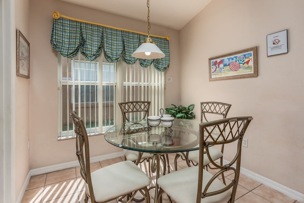 Four Corners-ru942 - Image 3