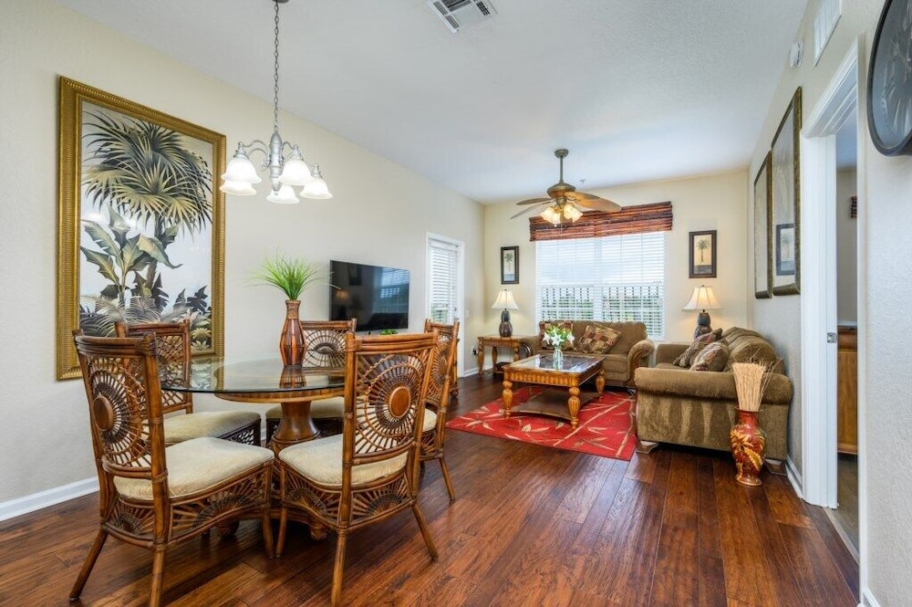 Beautiful Condo Vista Cay, Near Parks! - 3006
