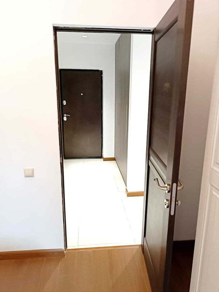 1bdr luxury apartment