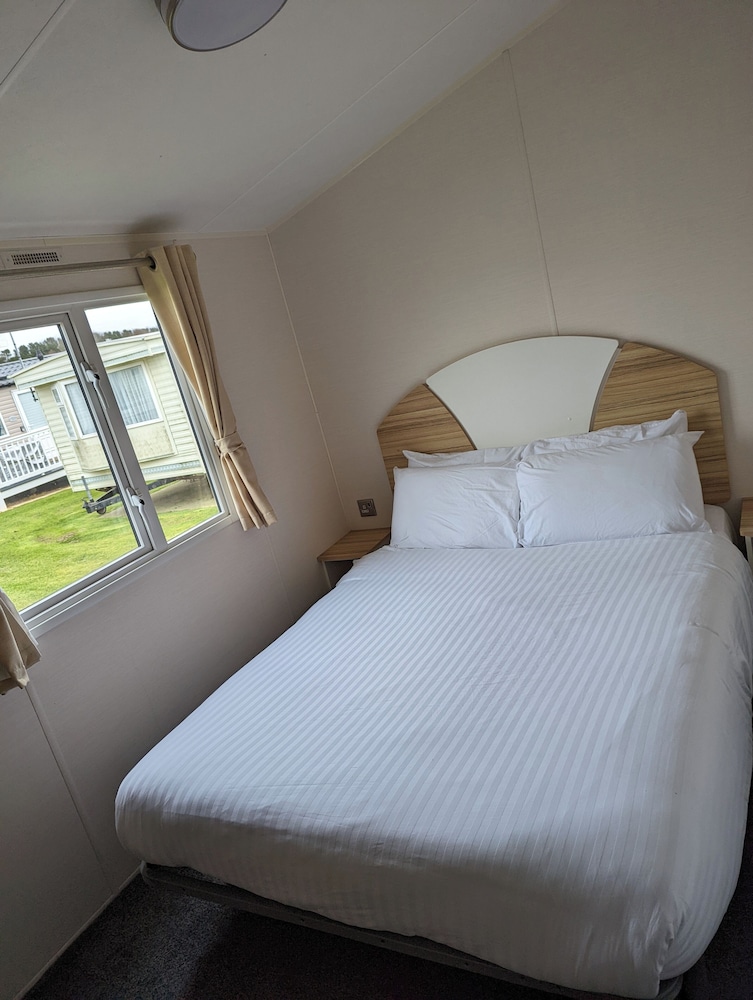 Cayton Caravan Holidays view 3