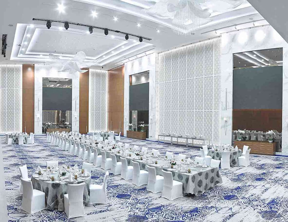 Gulf Hotel Convention and SPA