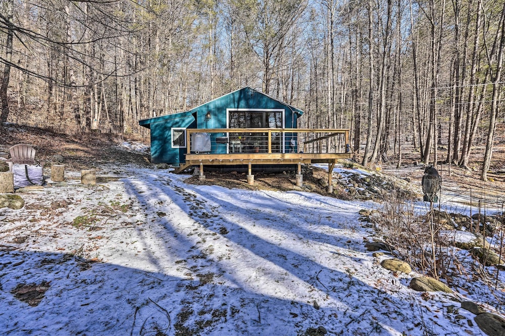 Brattleboro Vacations - Cozy Falls Brook Cabin: Hike  Swim On-site! - Property Image 19