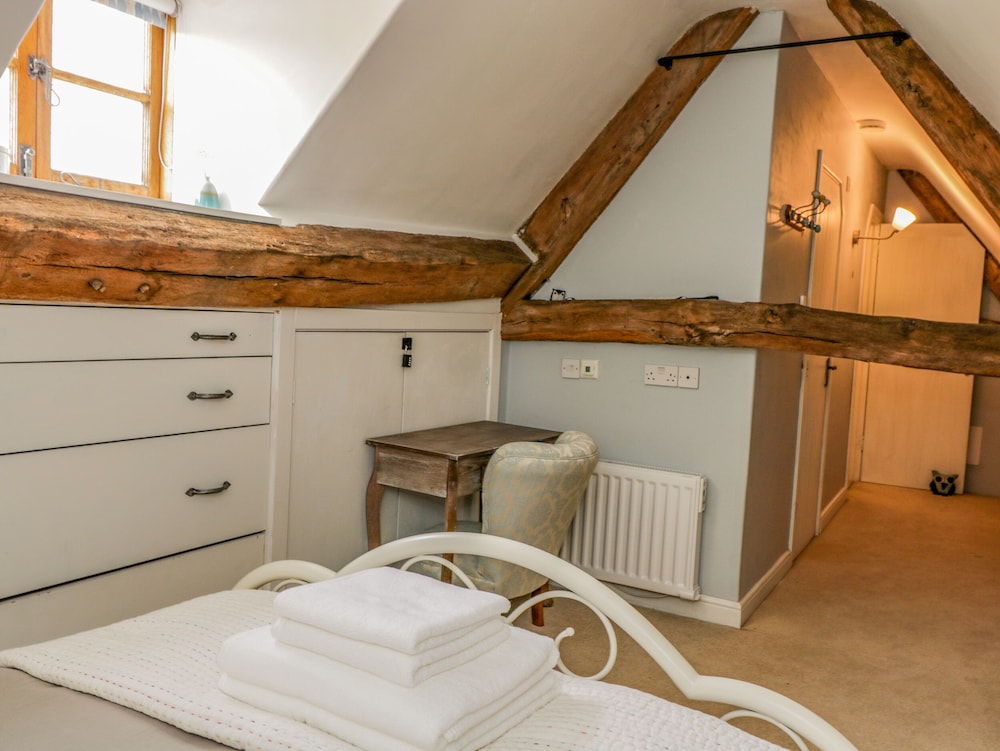 Fox Den Cottage