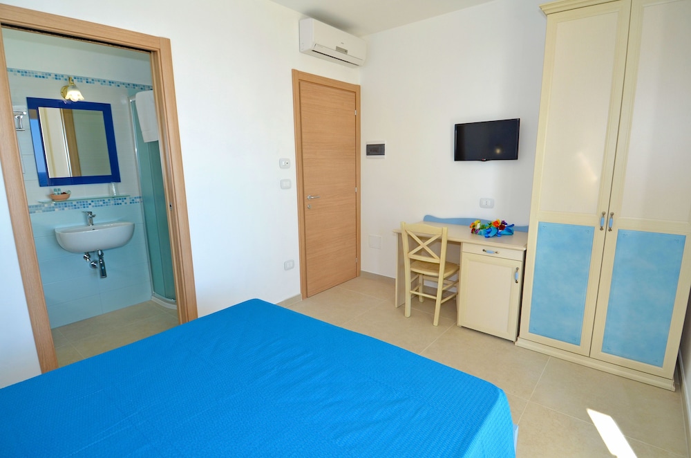 Bed & Breakfast Lu Cantoru view 2