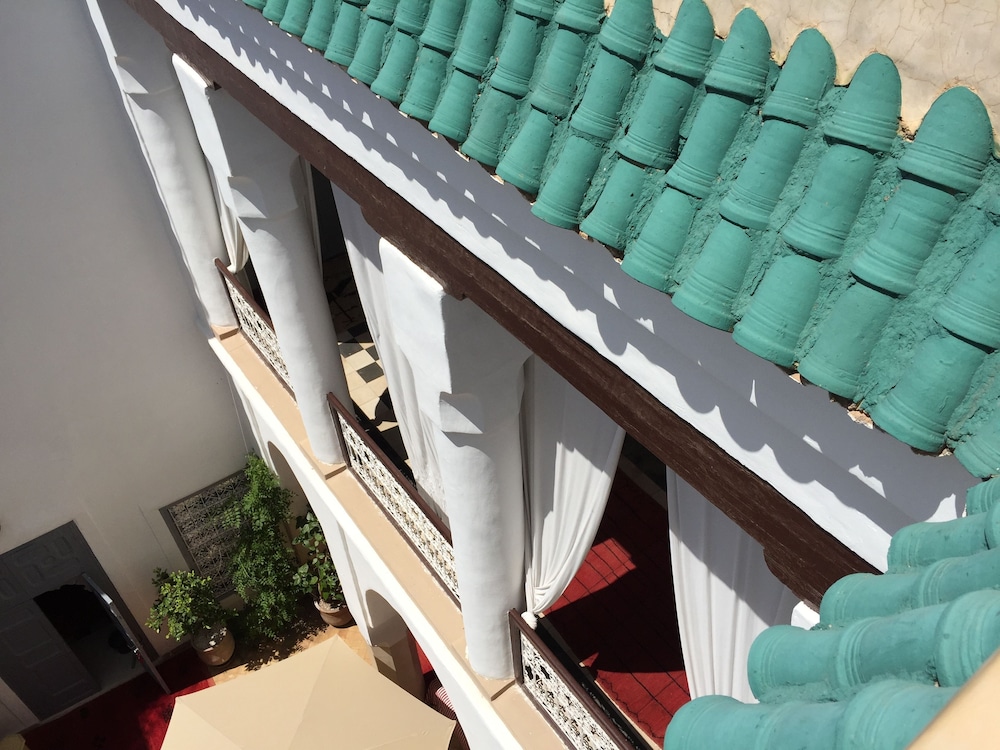 Hotel Riad Tizwa - Image 1