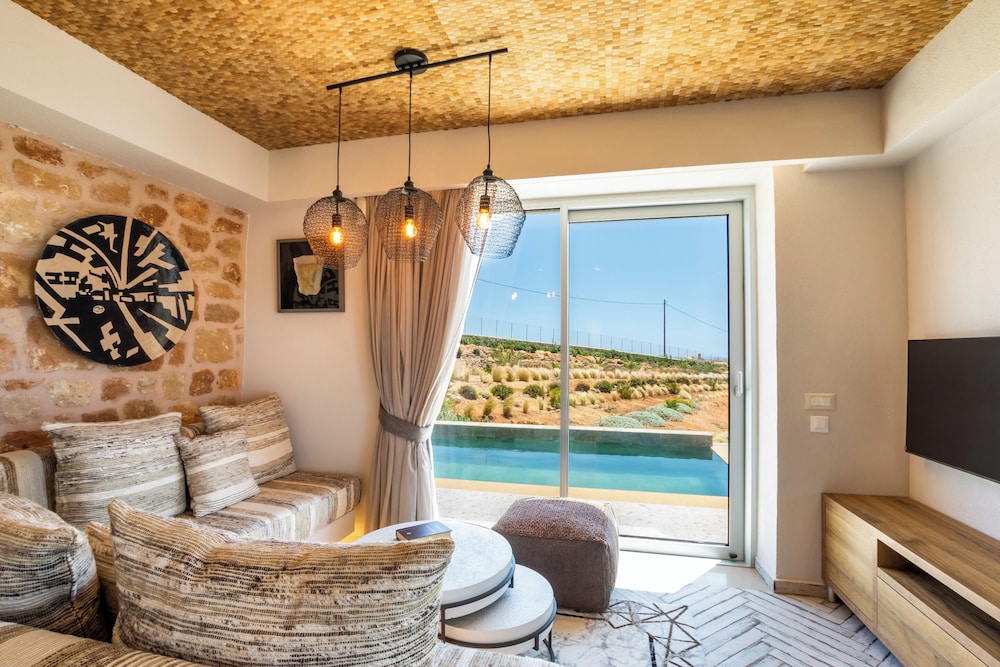 Vala Luxury Villa B