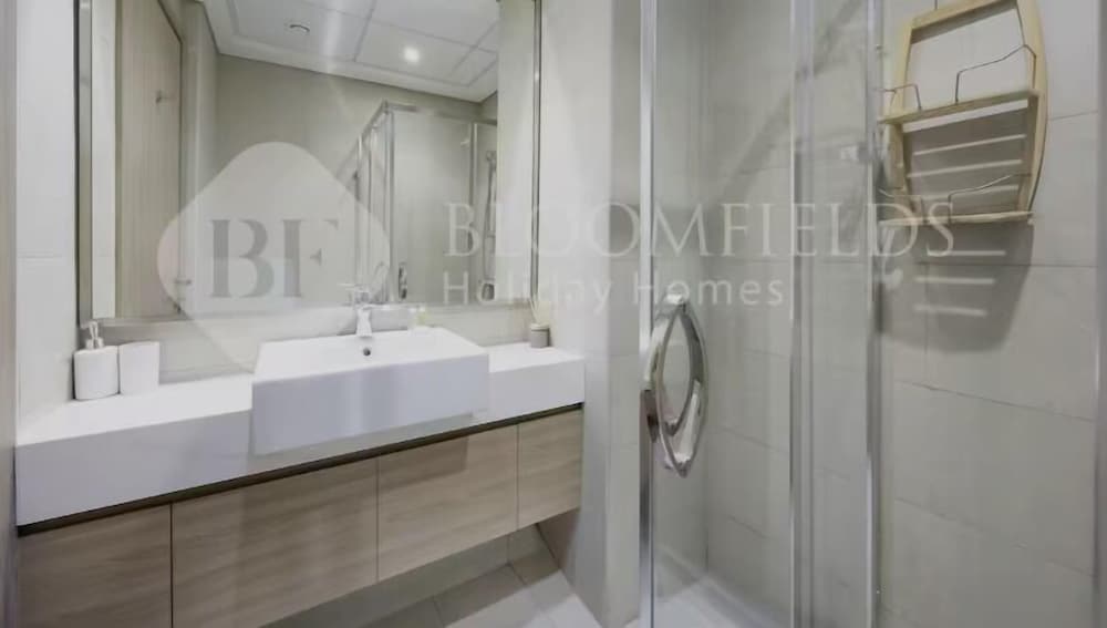 520 Bloomfields 1BR Azizi Riviera