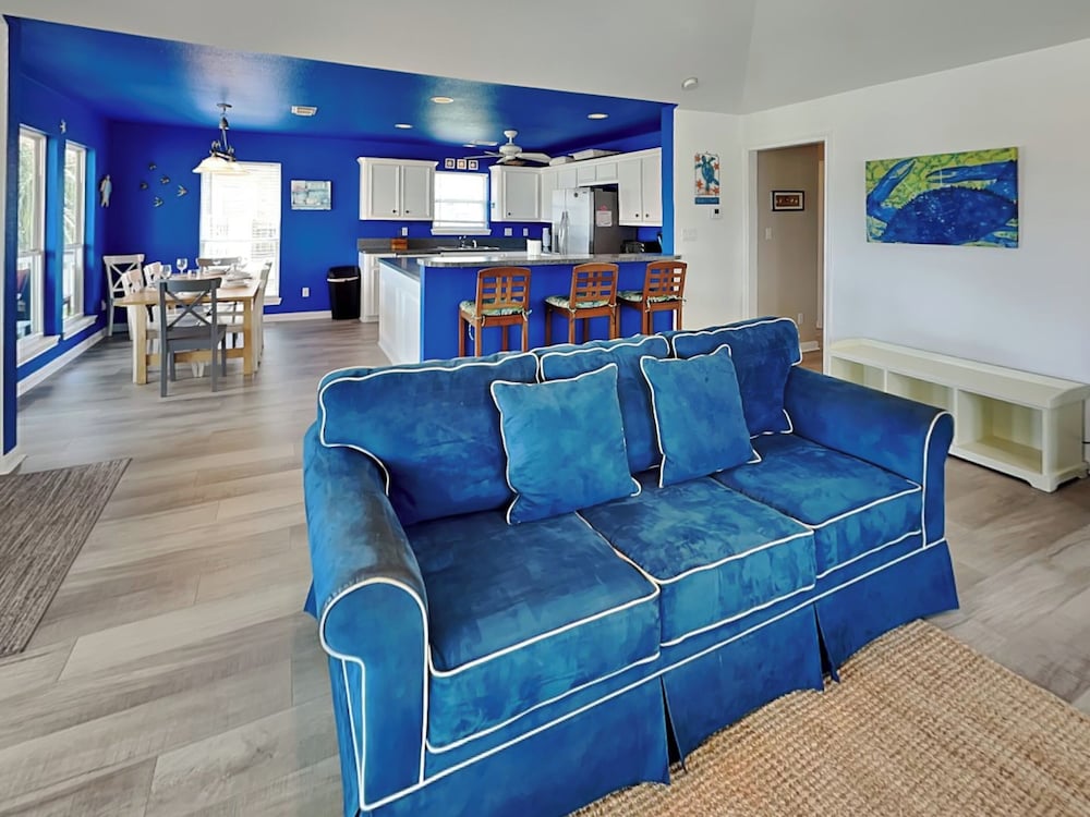 Molly's Dune by Ryson Vacation Rentals