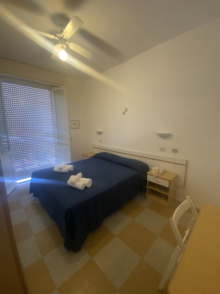 B&B HOTEL LUCCIOLA view 3