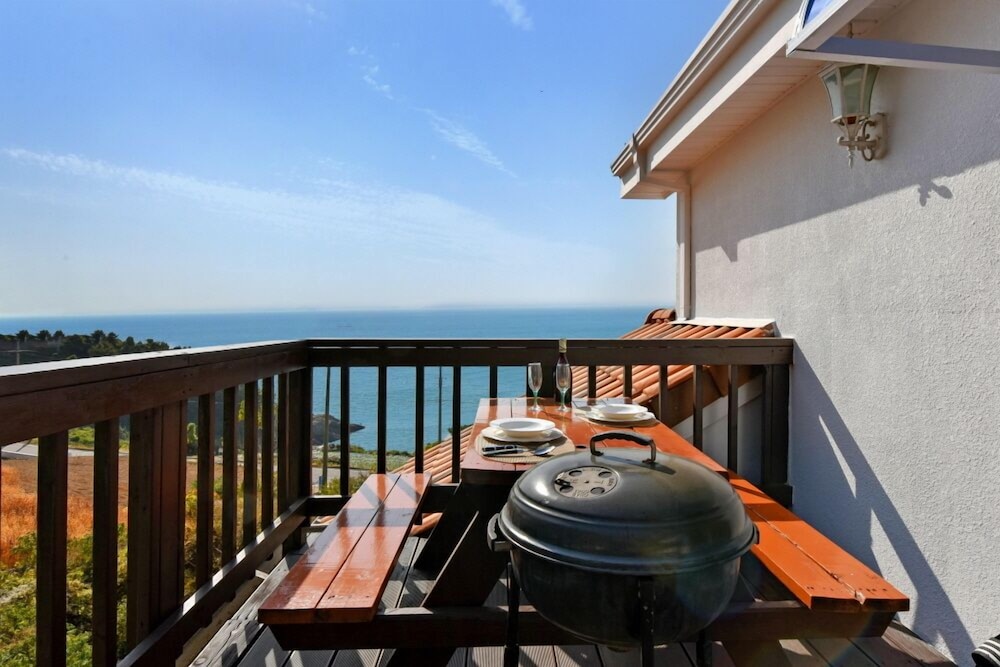 Namhae Bluemare Pension