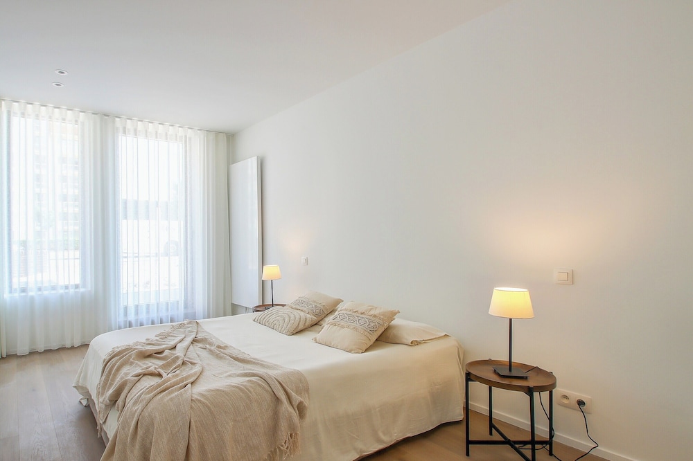 Apartment in Nieuwpoort With Sea View