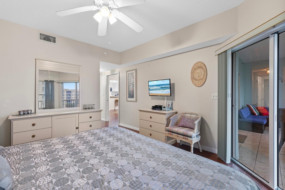 Oceanwalk 1-403