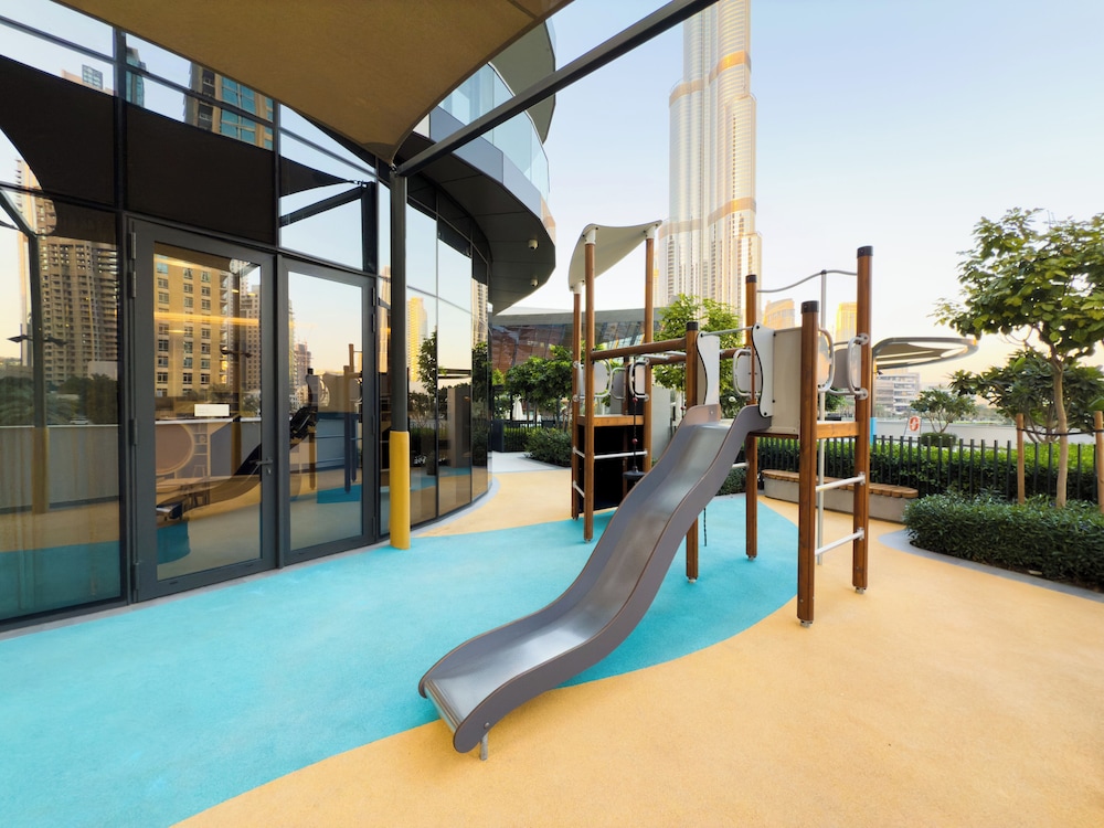 One Lux Stay Grande Signature Residences