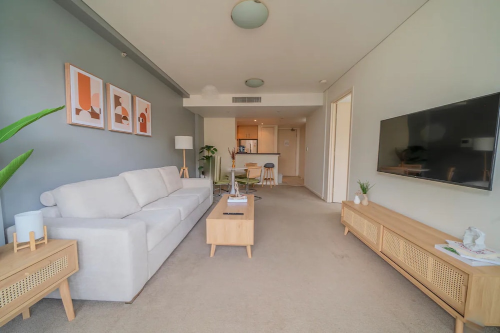 Bright 1bedroom Apartment Centrally Located Near Haymarket