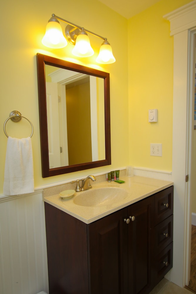 Sheepscot Harbour Village Resort