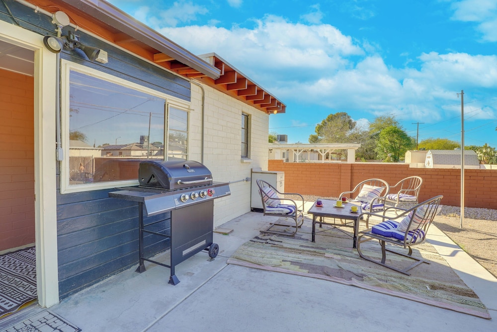 Centrally Located Tucson Home w/ Fenced-in Yard! view 5