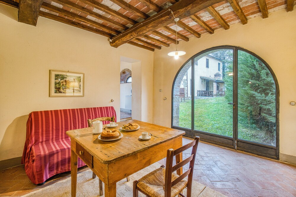 Family Tuscany Villa with private pool