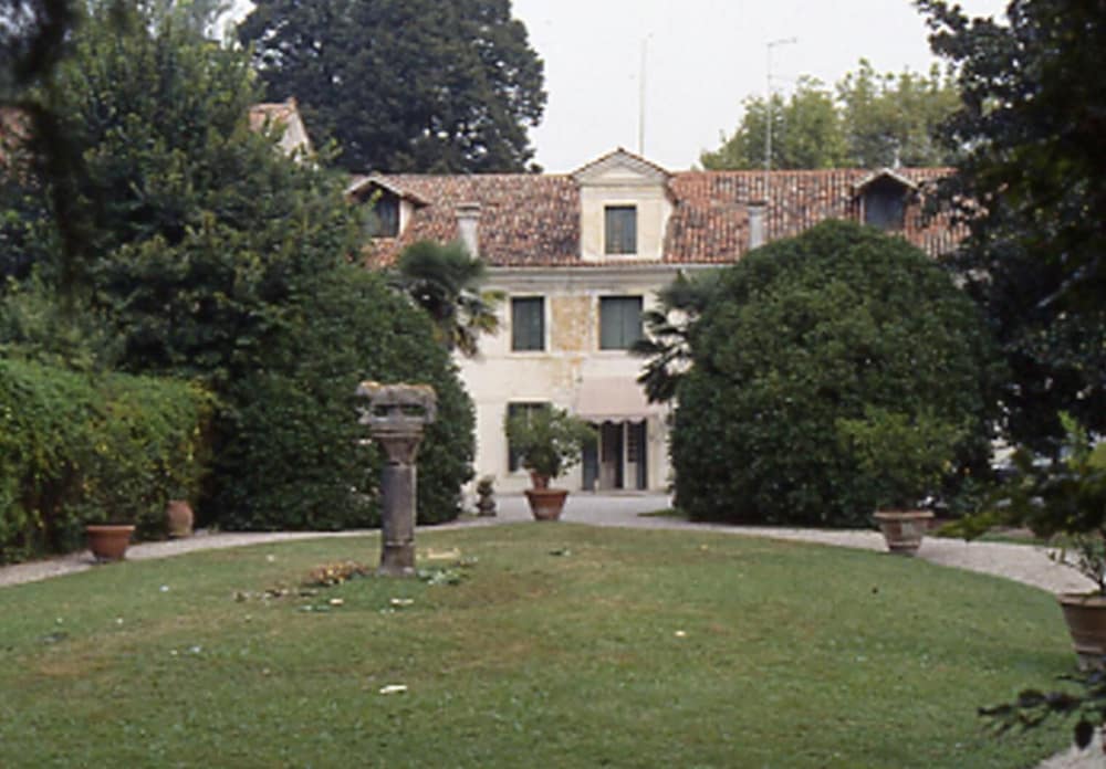 Photo 32