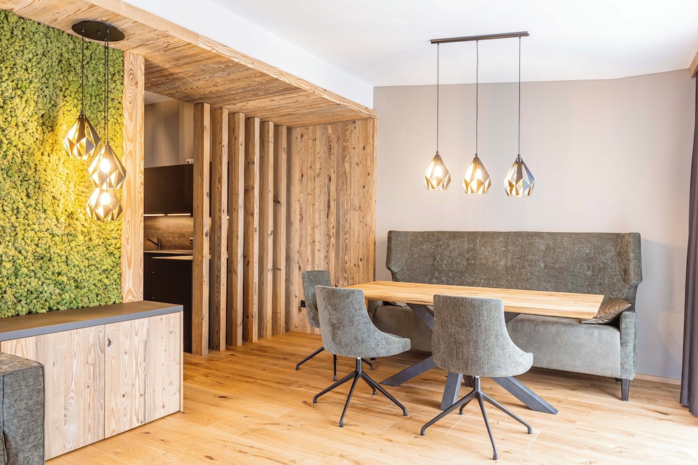 Zillertal Suites Fügen by ALPS RESORTS
