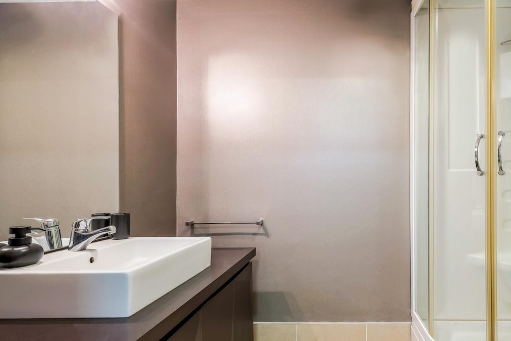 Luxury Residence Near Finance Center in Atasehir
