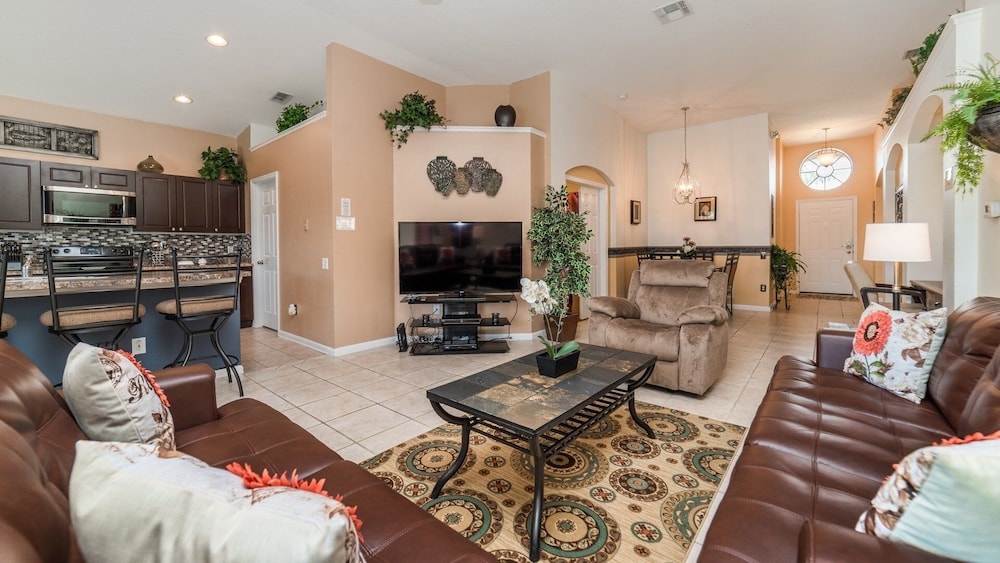 Windsor Palms Resort 4 Bedroom Home With Game Room 4 Home