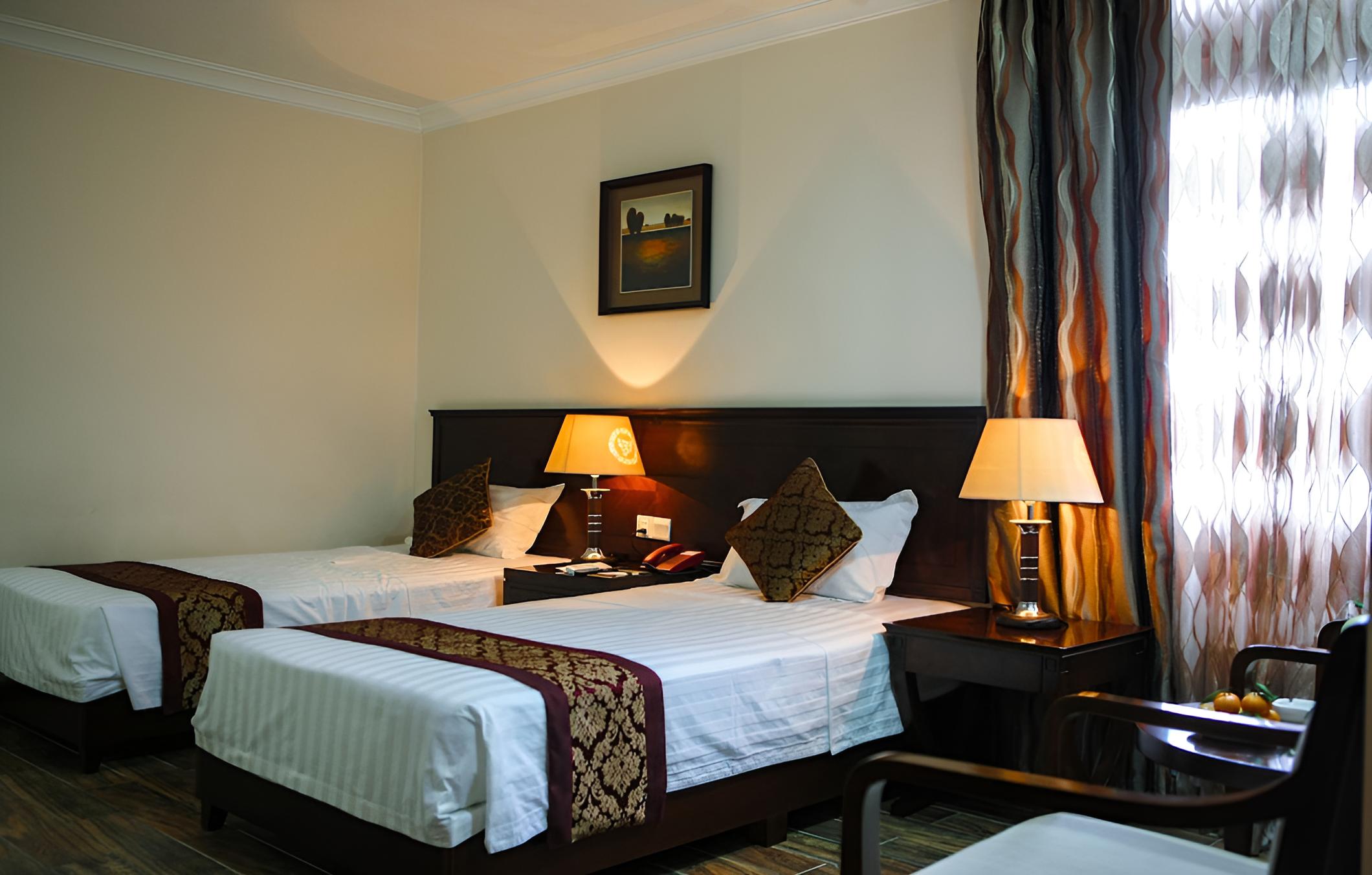 Level Hotel