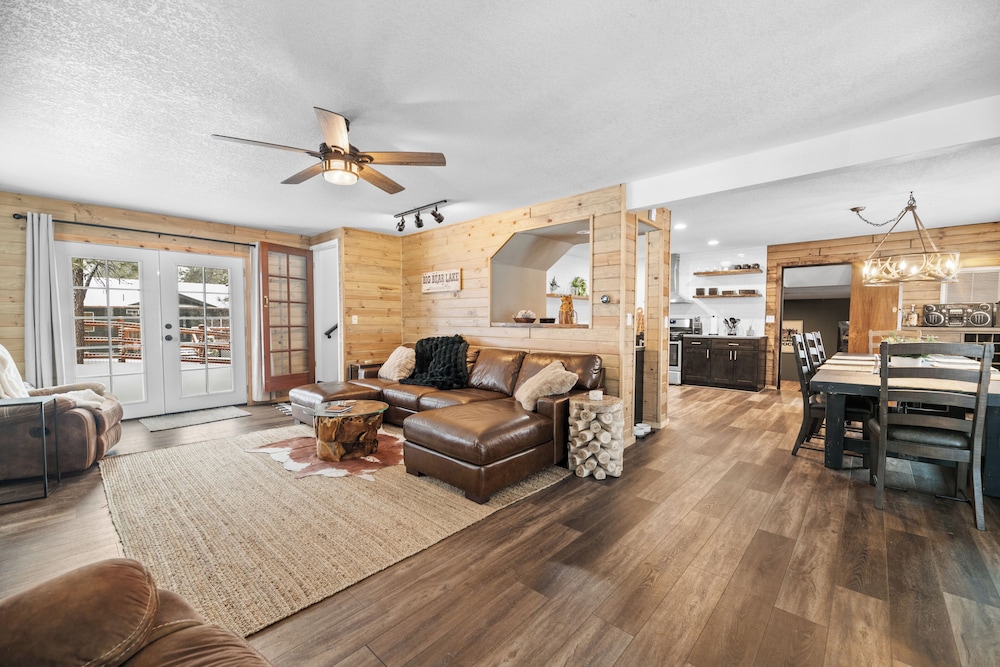 Sugarpine Retreat