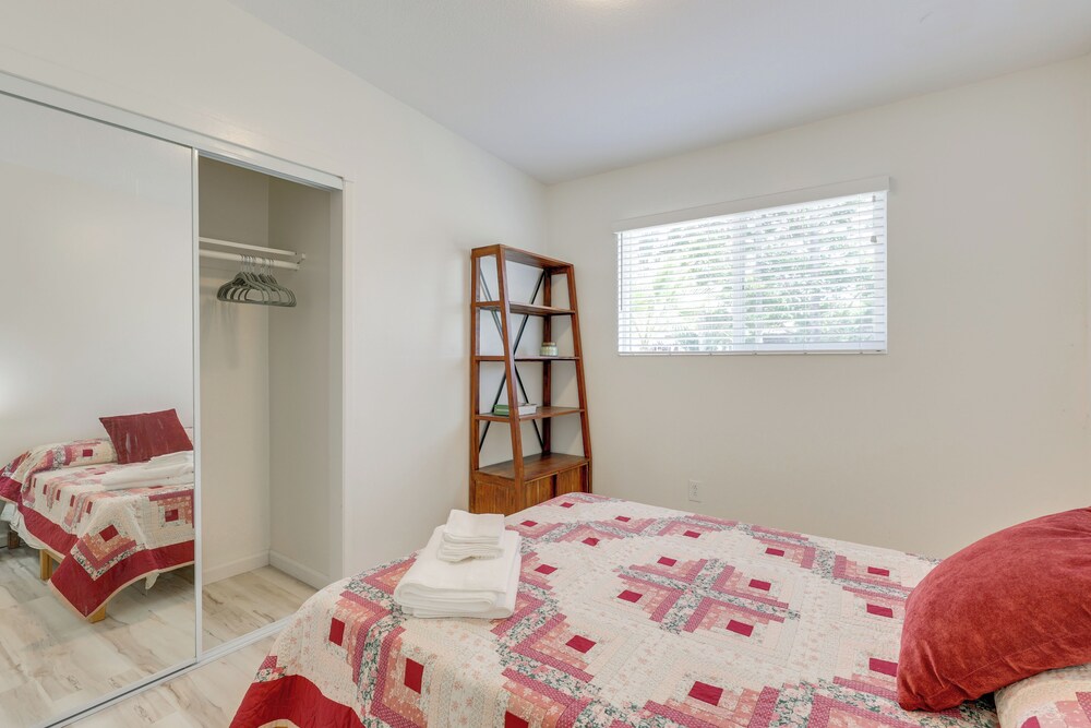 8 Mi to Carlsbad Beach: Home w/ Patio & Yard
