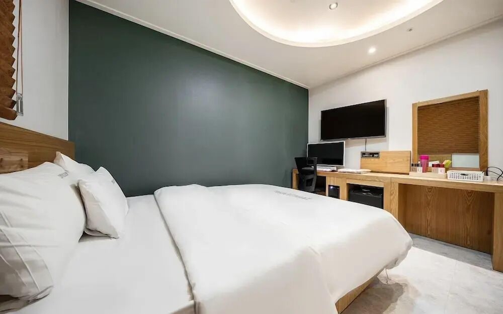 Zavolle Hotel
