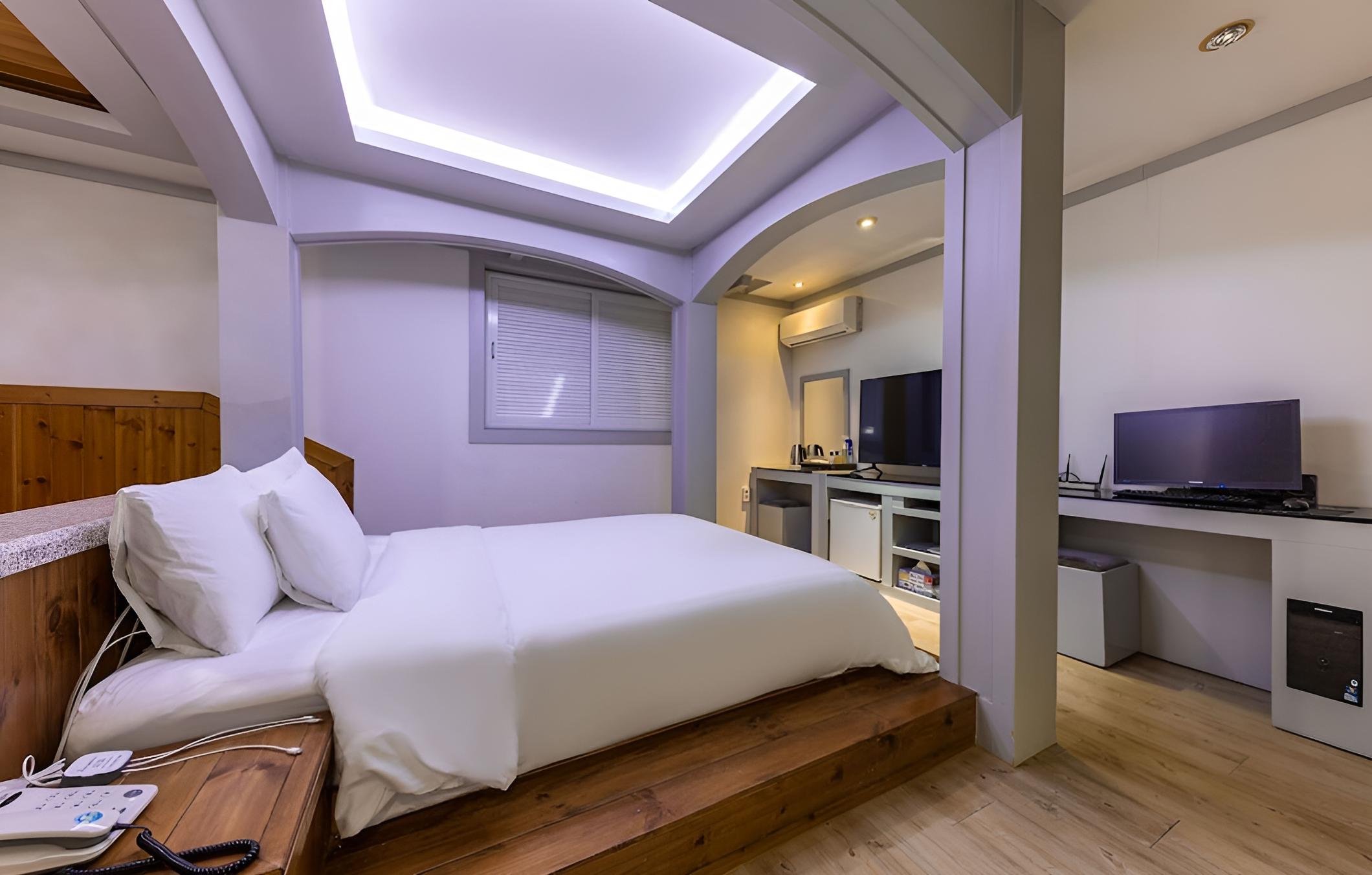 Seosan SKY Hotel view 5